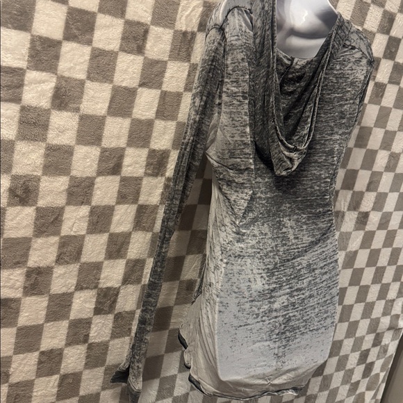 Teens Apparel Women’s Green Bay Packers Long Sleeve Hooded Shirt Size L or 11-13 - Picture 10 of 12